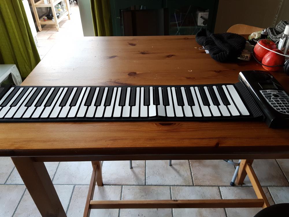 Roll up piano